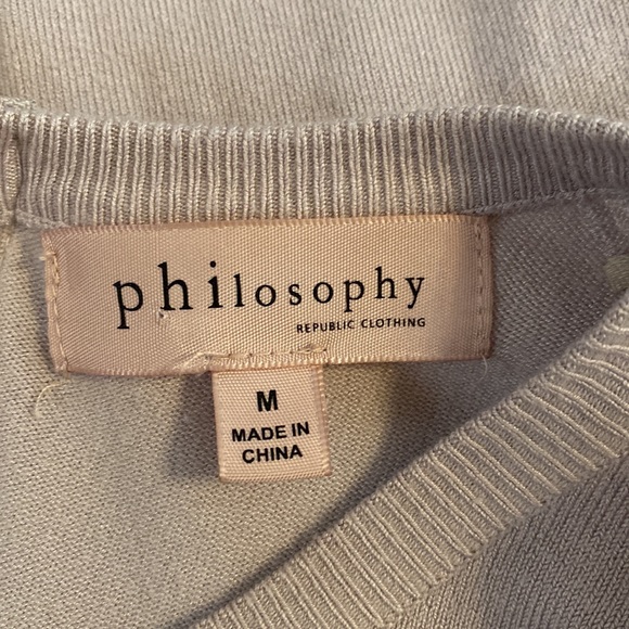 Philosophy sweater with zipper on back size medium - Picture 4 of 4
